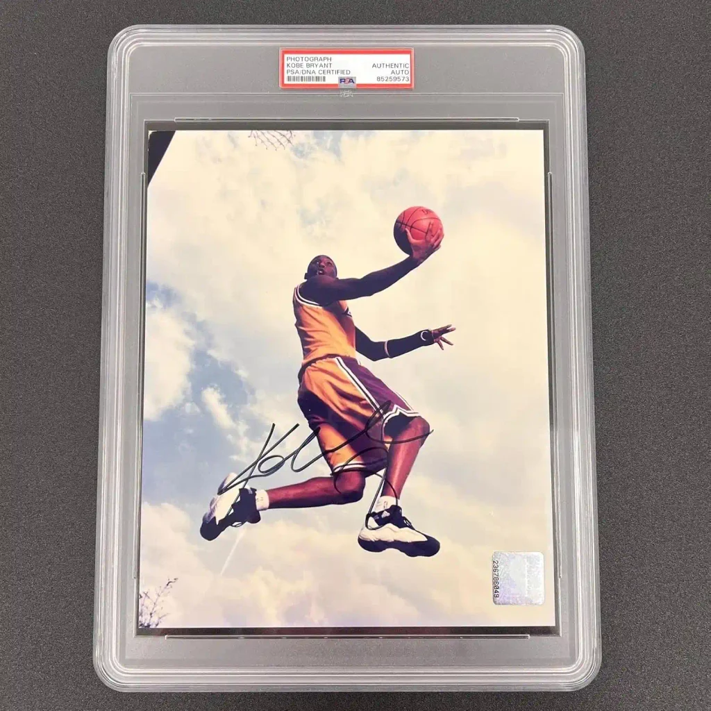 Kobe Bryant Signed Photo Encapsulated PSADNA Autographed Los Angeles Lakers HOF - Autographed NBA Photos