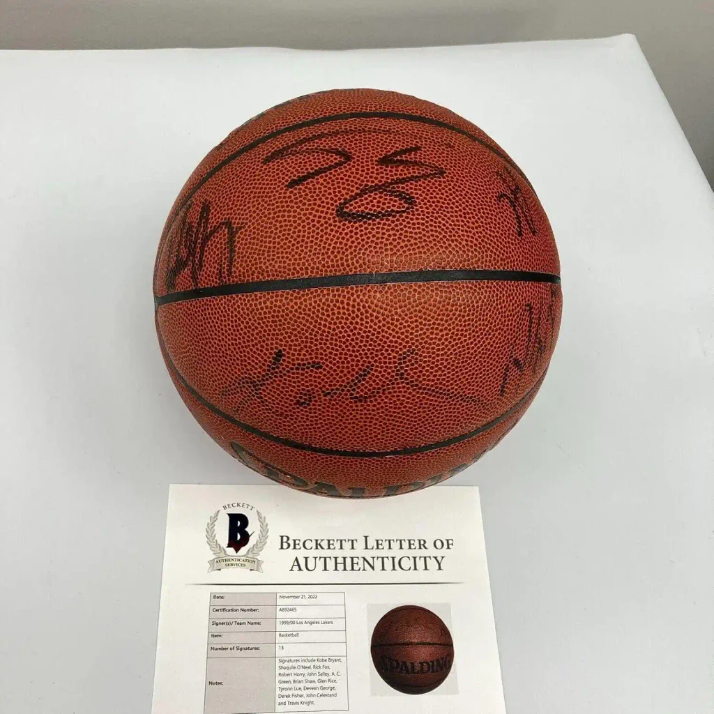 Kobe Bryant 1999-2000 Los Angeles NBA Champs Team Signed Basketball Beckett COA - Autographed Basketballs