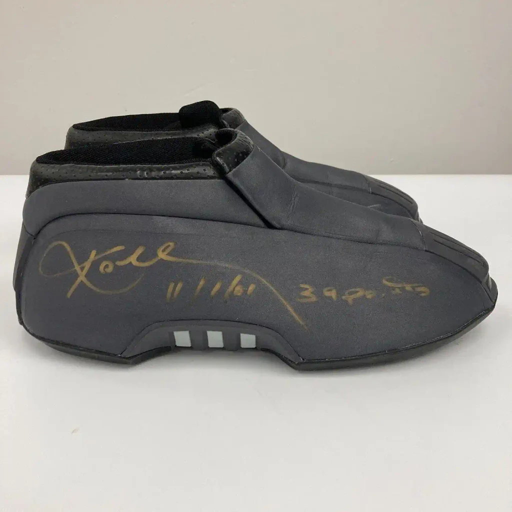 Kobe Bryant Game-Used Photo Matched Twice-Signed Adidas Sneakers 39 Points JSA - Autographed NBA Sneakers