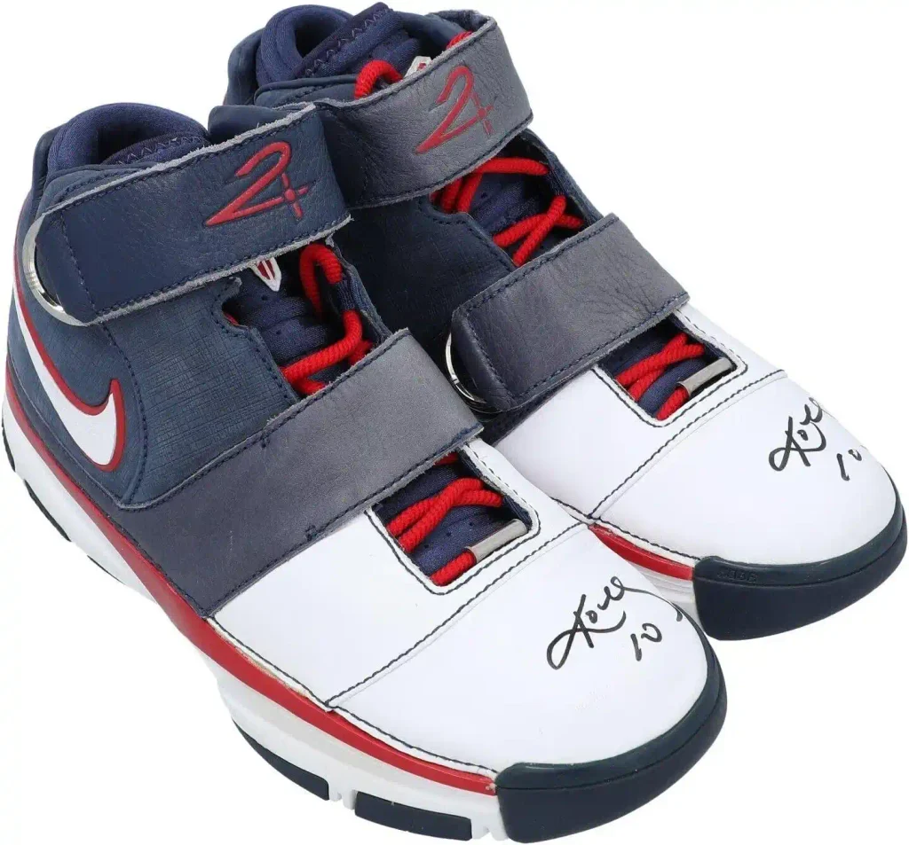 Kobe Bryant Signed 2008 Olympics Team USA Sneakers Shoes Beckett COA - Autographed NBA Sneakers